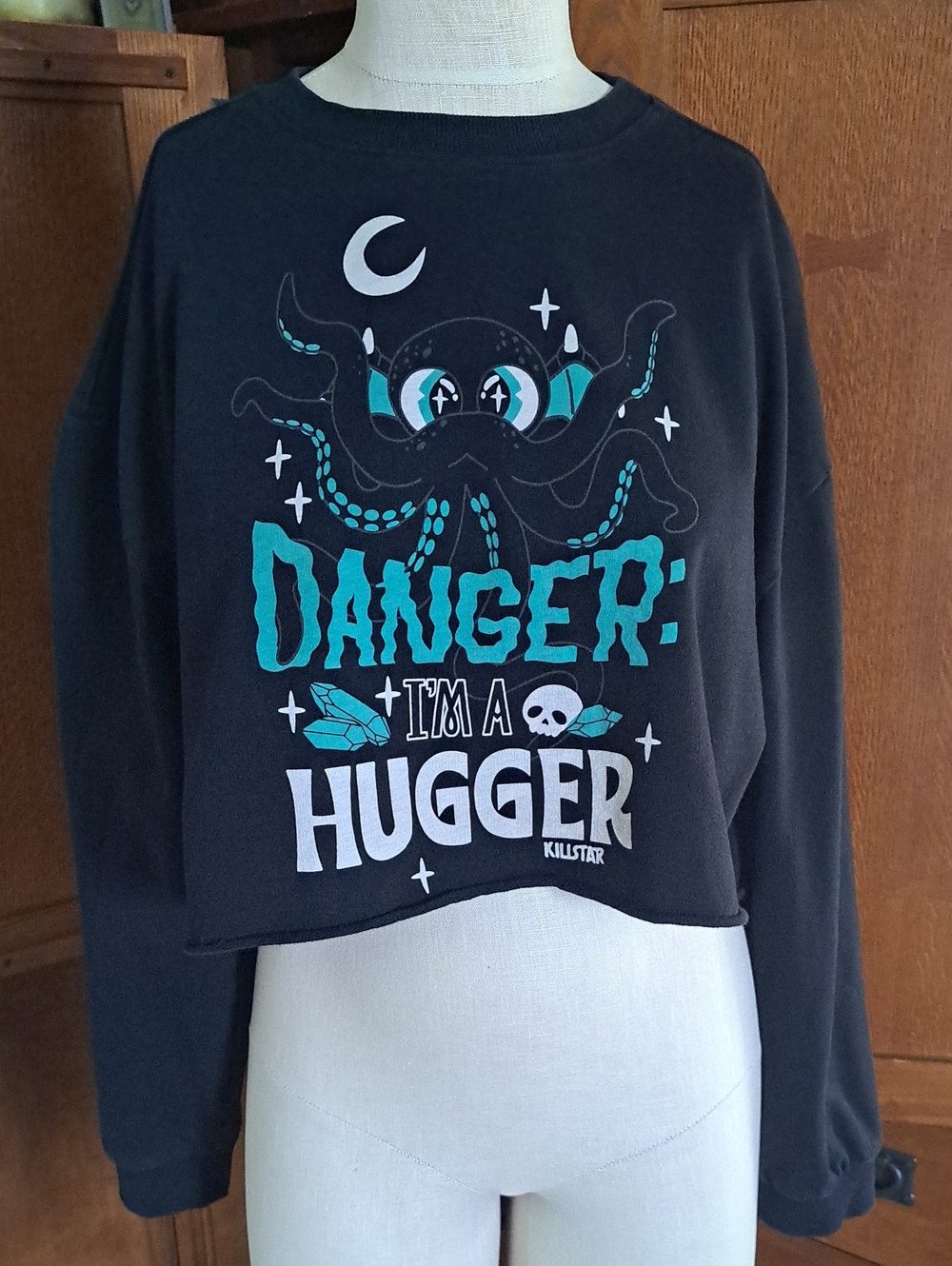 Killstar Danger I'm A Hugger Cthulhu Crop Sweatshirt XS Black Goth EUC - Picture 3 of 10